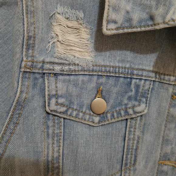 BRAND NEW denim jacket - Picture 6 of 7